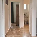 アパート Two Bedroom Garden Parking Near Beaches
